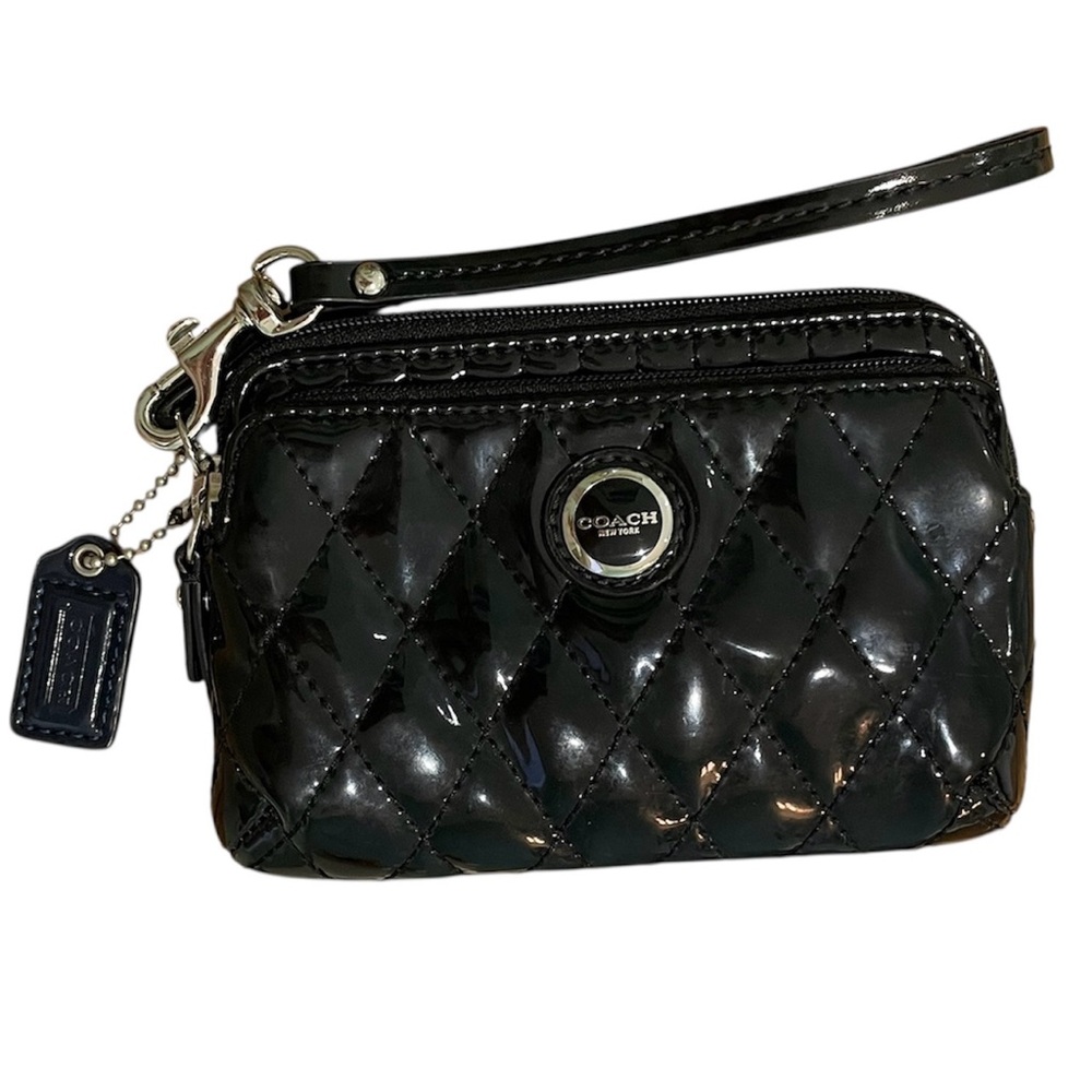 Coach Quilted Glossy Wristlet/Wallet *like new*